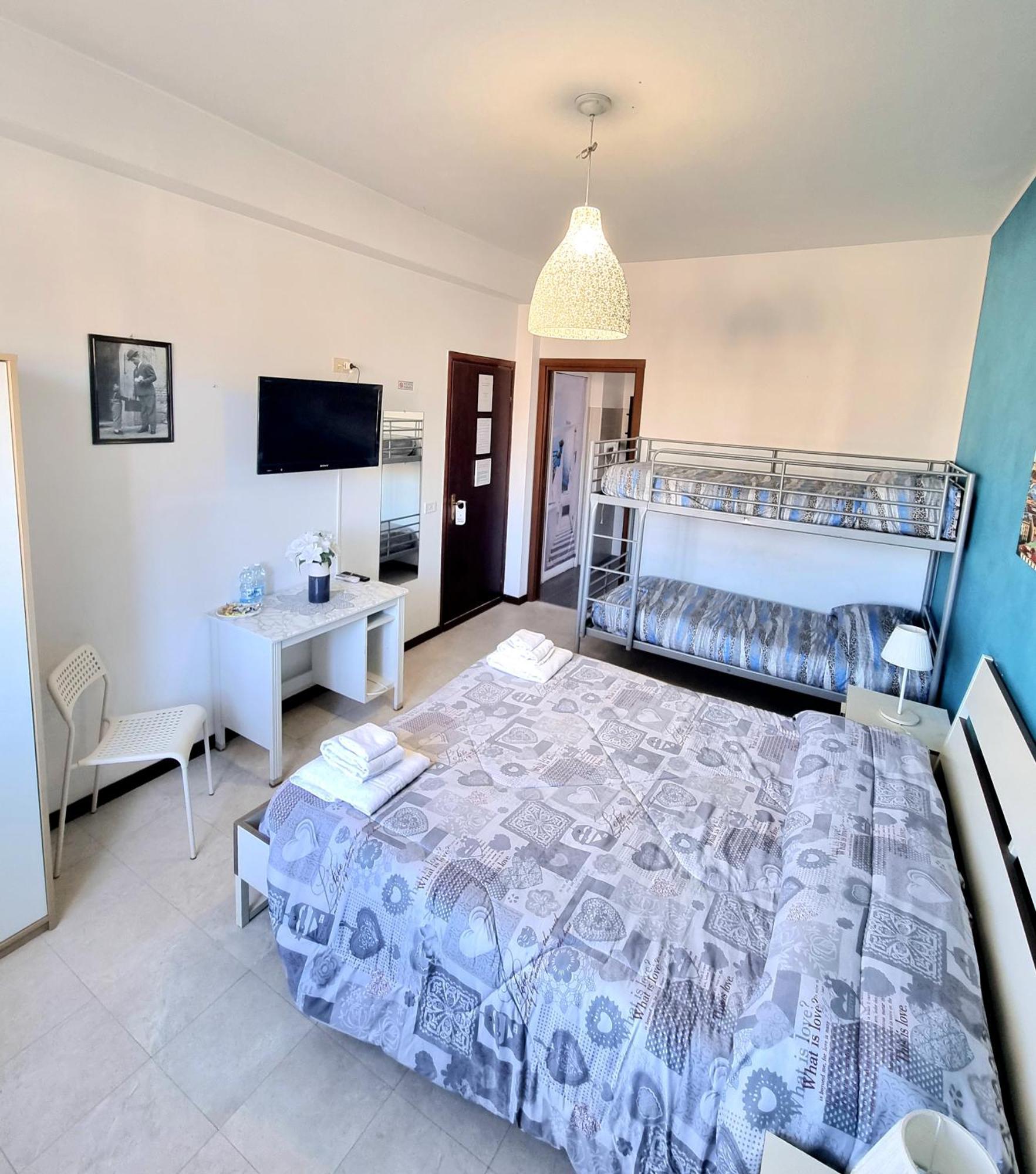 אופרה B&B Italo House חדר תמונה